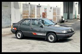 Saya jual iswara ini kerana mahu ruang kereta yang besar. Unleash Your Budget Knight Rider With This Mint Proton Knight For Sale Btw Rojak Daily
