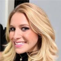 Diana Waterman's Instagram, Twitter & Facebook