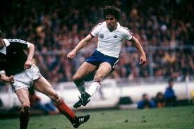 Fußball wappen abzeichen deutschland champions league familienwappen. Blues Brexit Bier Big Talk Mit Bobby Latchford Big Bluenoses In Germany Birmingham City Fc In Deutschland