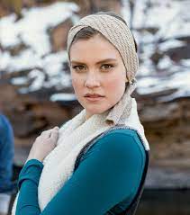 One skein can go such a long way! Figure 8 Head Scarf Knitting Pattern Download Knitting Patterns Accessories Scarves Cowls Interweave