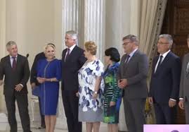 Zeus a spus că e timpul ca românia să fie condusă de o femeie! Sfidare Dancila S A Dus Cu Ciordache La Palatul Cotroceni La Depunerea Juramantului De Catre Cei Trei Noi Ministri Aktual24