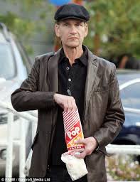 When he opened a bottle of bubbly that evening, swayze compared it to pouring acid, you know, on an open wound. something wasn't right. Swayze S Never Ending Love Affair Adored By Women The Actor Only Ever Had Eyes For The Wife He Met When She Was 14 Daily Mail Online