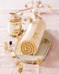 Recette De Buche A La Nocciolata Bianca Biscuit Roule Buche De Noel Creme Au Beurre