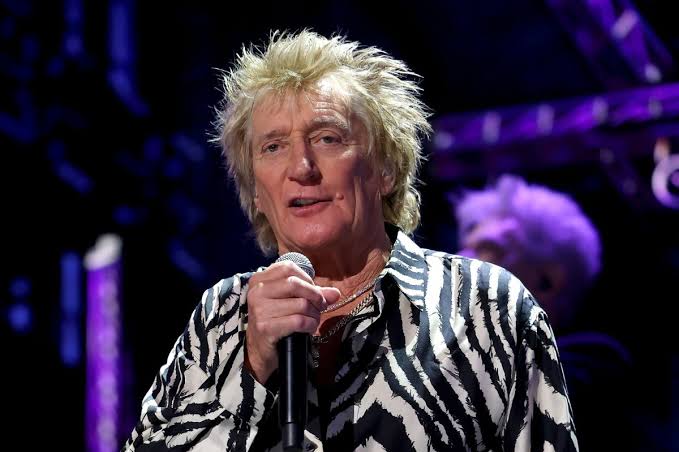 Rod Stewart announces he will be joined by huge rock icon on stage at  Glastonbury - Daily Record