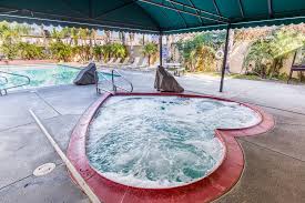Everything you'll need to make your home the talk of the neighbourhood. Colonial Pool Spa Motel Long Beach Updated 2021 Prices