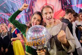 Every track is a gem. Let S Dance Gewinner Alle Sieger Der Letzten Staffeln Bei Rtl