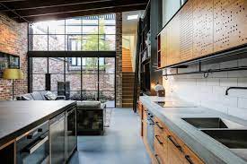 The hungarian parliament last month voted to accept the government's request for the power to rule the country's state secretary for international communication, zoltan kovacs, said hungary repeatedly faced criticism from the media and from. Darlinghurst Warehouse Sam Crawford Architects