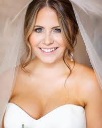 It's been a while since we shared a introduction of ourselves, and we have  a ton of new followers so we wanted to say hello! ⠀⠀⠀⠀⠀⠀⠀⠀⠀ We're Isaac and Amanda  Aiken, a