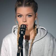 Discography, top tracks and playlists. Stream Davina Michelle Arcade By Rogena Ramzy Listen Online For Free On Soundcloud