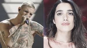 Sort by album sort by song. Sanremo 2020 Perche Levante Dovrebbe Far Parlare Quanto Achille Lauro