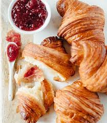 Fresh Warm Croissant With Butter And Jam To Start Your Weekend On A Good Note Baking School Croissants Food