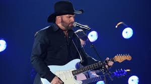 The garth brooks stadium tour gainesville, fl ben hill griffin stadium. Garth Brooks Rethinking Tour Amid Rise In Covid Cases