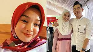 Look into the number of abby_abadi112's followers on abby_abadi112 instagram profile and other interesting statistics. Dua2 Pemalu Abby Abadi Payung Foto Abang Adik Raih Perhatian Ramai Khalifah Media