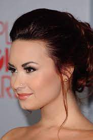 The Best Celebrity Piercings Ever Celebrity Piercings Nose Piercing Stud Nose Piercing