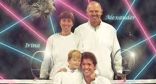 Alexander zverev during french open 2020. Family Band