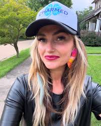 Here is a selfie in my NEW @charmedrealtycollective hat! Yes, I'm feeling  cute ! ☺️ shoutout to @the.bees.ts ! I know yall want one ! 🍀🥰