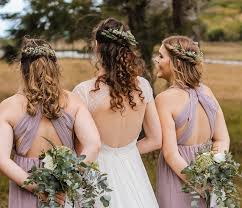 Regardless of the length and texture of your hair, here are 15 natural hairstyle that we are sure will inspire you. 10 Bridesmaid Hairstyles For All Hair Types Alldaychic