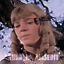 Mary Fire's Instagram, Twitter & Facebook