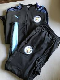 39,85 € * uvp 44,99 € **. Manchester City Trainingsanzug In Essen Essen Borbeck Ebay Kleinanzeigen