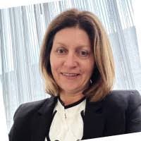 Robert Packham's Instagram, Twitter & Facebook