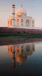 Pin By Gus Barimboin On Cool And Interesting Things Taj Mahal Taj Mahal India Taj Mahal Image