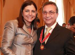 Quem é o Professor Moura? Conheça quem é Fernando Moura da Silva, aqui no blog "Coroatá Acontece". Leia 