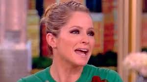 Sara Anger's Instagram, Twitter & Facebook