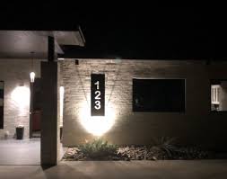 Aberdeengate Cool Metal House Number Sign For This Modern Styled Home Minimal And Classy Modernsty Metal House Signs Modern House Numbers Sign Custom Gates