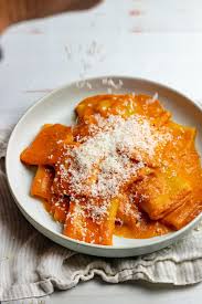 Giada S Pasta Alla Vodka Giadzy Recipe In 2020 Pasta Alla Vodka Alla Vodka Food Processor Recipes