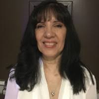 Glenda Nieves's Instagram, Twitter & Facebook