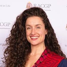 Isabel Hanson's Instagram, Twitter & Facebook