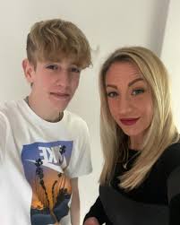 Another great night down the pub! #halloween #raspberrygin  #thedevilsinthedetails