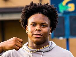 Talented in-state linebacker locks in official visit with Bulldogs