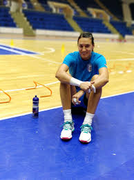 Her birthday, what she did before fame, her family life, fun trivia facts, popularity romanian professional handball player who is known for playing with the csm bucuresti as well as. Cristina Neagu On Twitter That S What My Weekend Looks Like And I Don T Feel Like Going Home