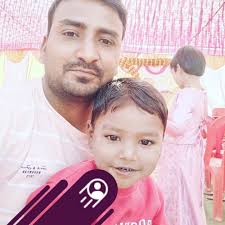 إِنَّ ٱللَّهَ وَمَلَٰٓئِكَتَهُۥ يُصَلُّونَ عَلَى ٱلنَّبِىِّ ۚ يَٰٓأَيُّهَا  ٱلَّذِينَ ءَامَنُوا۟ صَلُّوا۟ عَلَيْهِ وَسَلِّمُوا۟ تَسْلِيمًا) به‌ڕاستی  خواو فرێشته‌کانی (صلوات ده‌ده‌ن له‌سه‌ر پێغه‌مبه‌ر صلی الله‌ علیه‌ وسلم،  ئه‌ی ئه‌وانه‌ی باوه‌ڕتان ...