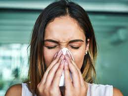 Dry Sinuses: Inside Nose, Throat, Symptoms, Headache, And More