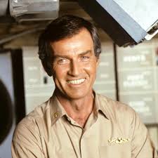Robert hogan has died at the age of 87. 2pexk7uduigr9m