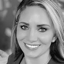 Deirdre Mckee's Instagram, Twitter & Facebook