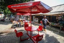 Namun untuk wilayah jabodetabek, surabaya raya dan bandung raya, statusnya diturunkan menjadi level 3 dan berlaku hingga 30 agustus mendatang. Dki Jakarta Berpotensi Turun Status Jadi Ppkm Level 3 Republika Online