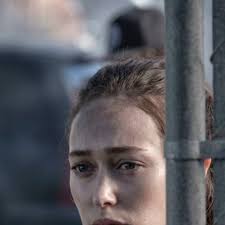 Alicia fights her demons