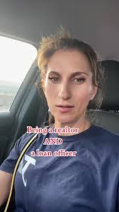 Autumn Nowlin's Instagram, Twitter & Facebook