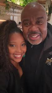 Grateful for her. @allymarcolydpt Huge part of my recovery progress.  #kneesurgeryrecovery #sheis #fire #grateful #dpt #physicaltherapy #😜