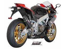 The frame is the direct descendant of a dynasty which has won 18 titles and 143 grand prix in the 250 gp class and the bike. Sc Project Aprilia Rsv4 2009 2014 Factory R Aprc