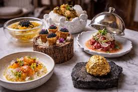 Pedri se rinde a este restaurante de Barcelona que conquista a la élite