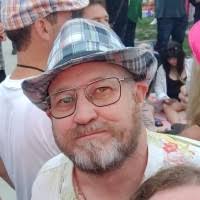 80+ "Andrew Brooker" profiles