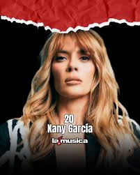 Karol G comienza su concierto flotando en un Ferrari! 🔥 KaRoL G #LaNueva94  #LaMusicaApp #KarolG