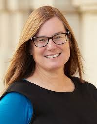 Colette Mackenzie's Instagram, Twitter & Facebook