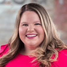 Sarah Stogsdill's Instagram, Twitter & Facebook