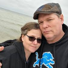 Are brisket or ribs without sauce considered keto?