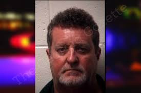 Danny Lyle's Instagram, Twitter & Facebook